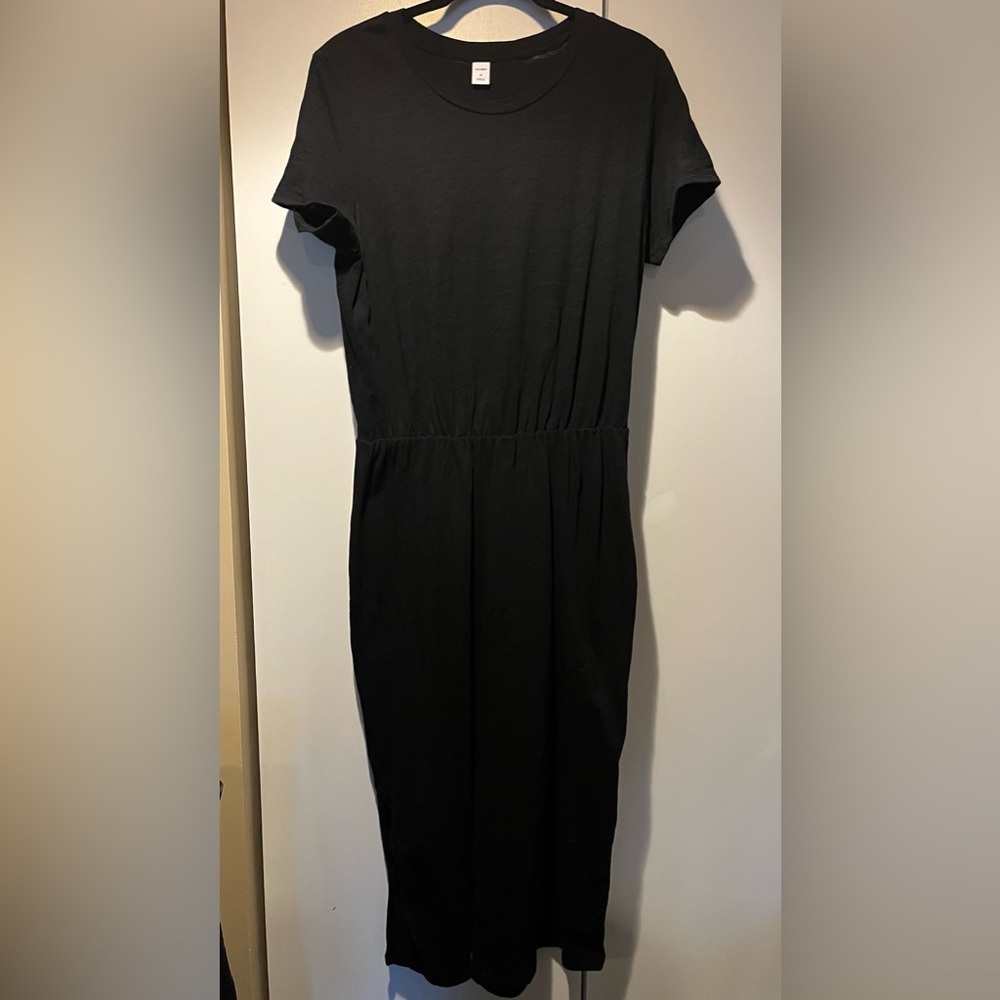 Old Navy Classic Black Midi Dress Size Medium